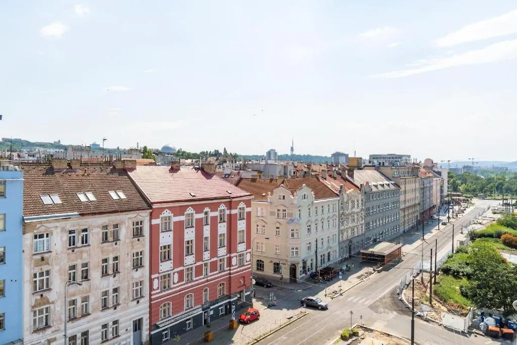Brand New Studio Apartment #24 In Elite Residence With Free Secure Parking In The Center Praga
